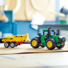 Конструктор LEGO Technic 42136 "Трактор John Deere 9620R 4WD"